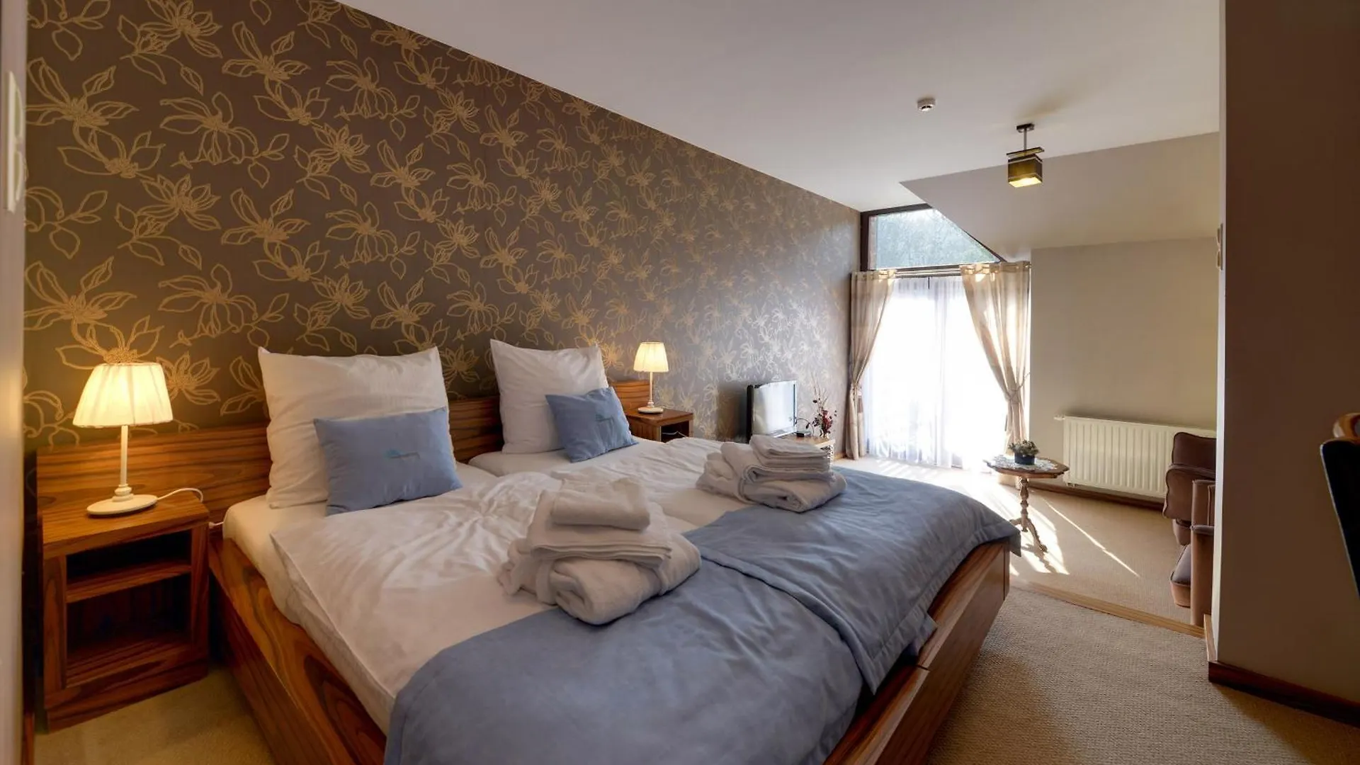 Rezydencja Spa&Wellness Nad Wodospadem koło Szklarskiej Poręby Przesieka 4*,  Polska